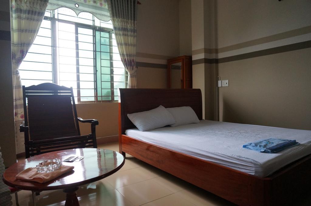 Thanh Lich Guesthouse Quảng Ngãi Exterior foto