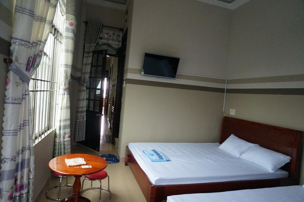 Thanh Lich Guesthouse Quảng Ngãi Exterior foto